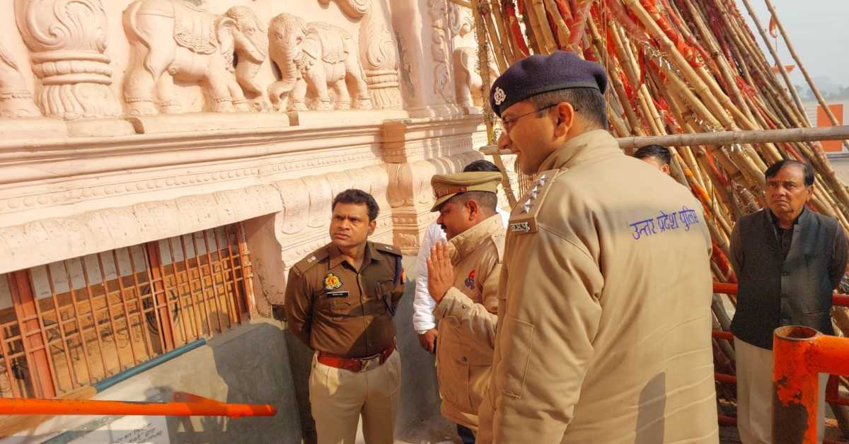 भगवान भी सुरक्षित नहीं! वैष्णो देवी धाम मंदिर में चोरों ने बोला धावा, सोने का मुकुट, आभूषण, चांदी की मूर्ति और कई दान पात्र किया पार