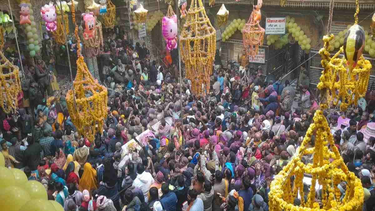 Basant Panchami: मथुरा-वृंदावन में बसंत पंचमी से शुरू हो जाएगा 40 दोनों का होली उत्सव, जाने इसकी विशेषता…