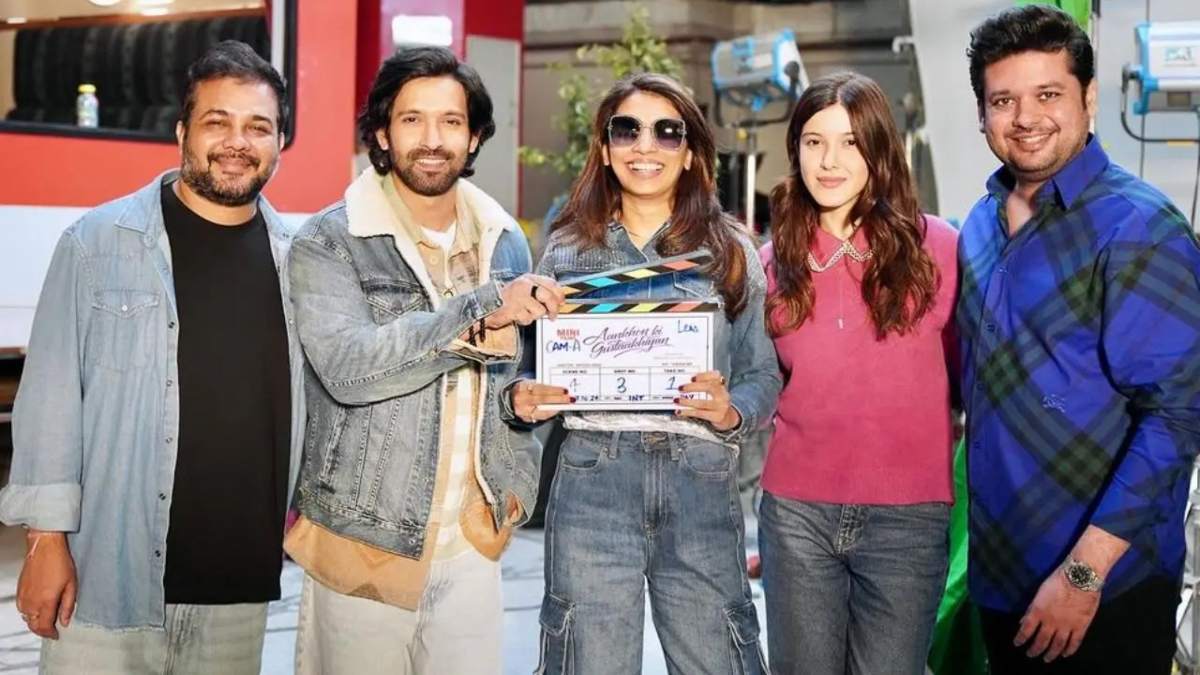 डेब्यू फिल्म के सेट से Shanaya Kapoor ने शेयर किया BTS फोटो, Vikrant Massey के साथ करेंगी रोमांस …