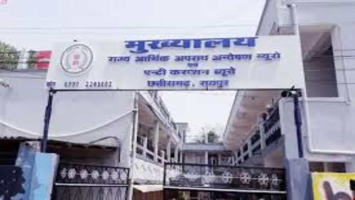 ACB-EOW का छापा : मोक्षित कारपोरेशन के ठिकानों पर टीम ने दी दबिश, रायपुर, दुर्ग समेत कई जिलों में चल रही कार्रवाई