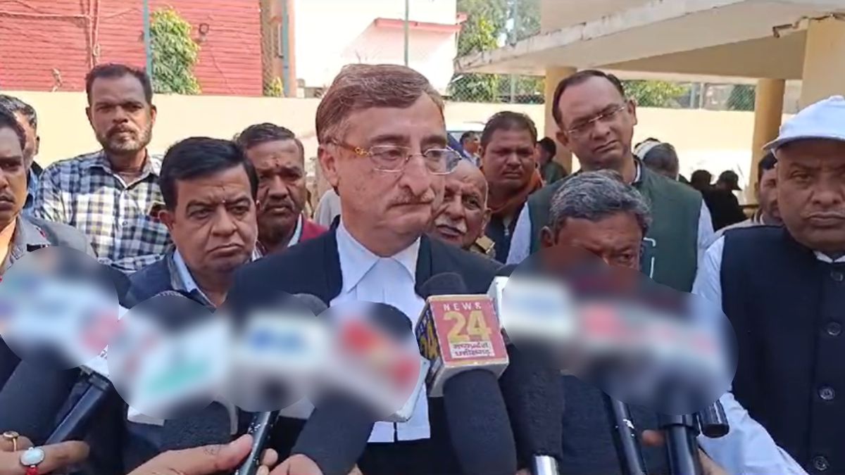 सियासतः कांग्रेस की गुटबाजी को कैंसर बताने के जीतू पटवारी के बयान से सांसद विवेक तन्खा ने किया किनारा, दिल्ली चुनाव को लेकर कही यह बात
