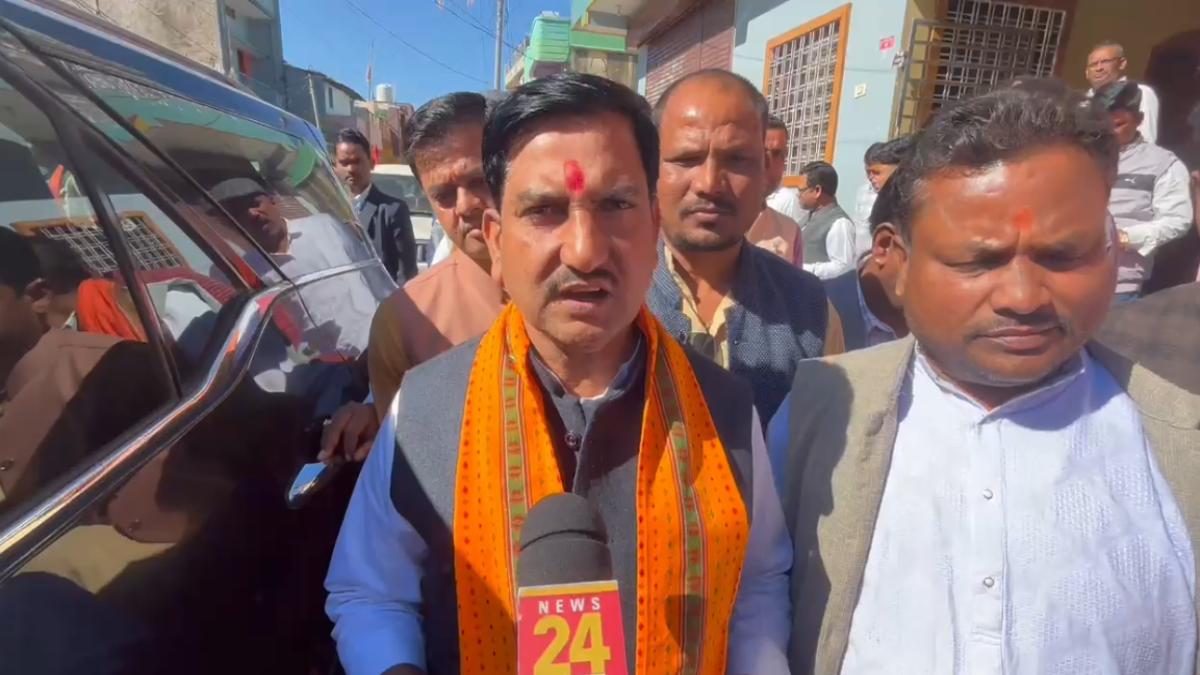 Mukesh Chandrakar Murder Case: पत्रकार मुकेश चंद्राकर की हत्या के बाद केन्द्रीय राज्यमंत्री तोखन साहू बोले- कांग्रेसियों की है अपराधियों से सांठ-गांठ