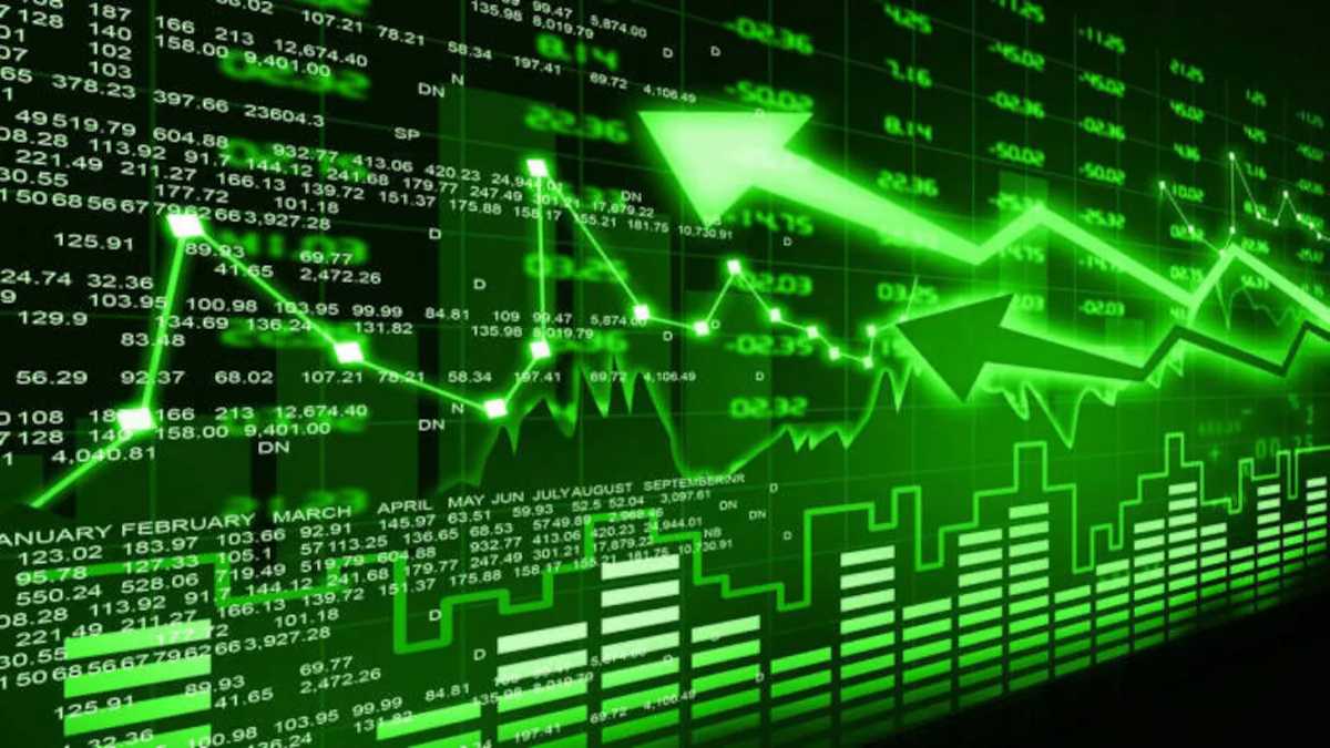 Share Market Update: शेयर बाजार में आज लौटी हरियाली, जानिए मार्केट का हाल…
