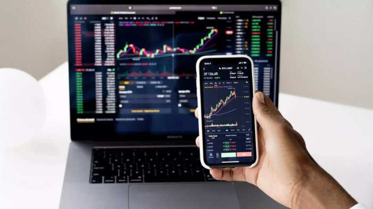 Share Market Investment: 25000% रिटर्न देने वाली कंपनी के स्टॉक गिरे, 2 दिन से इनवेस्टर्स में मायूसी, जानिए कौन सी है कंपनी…
