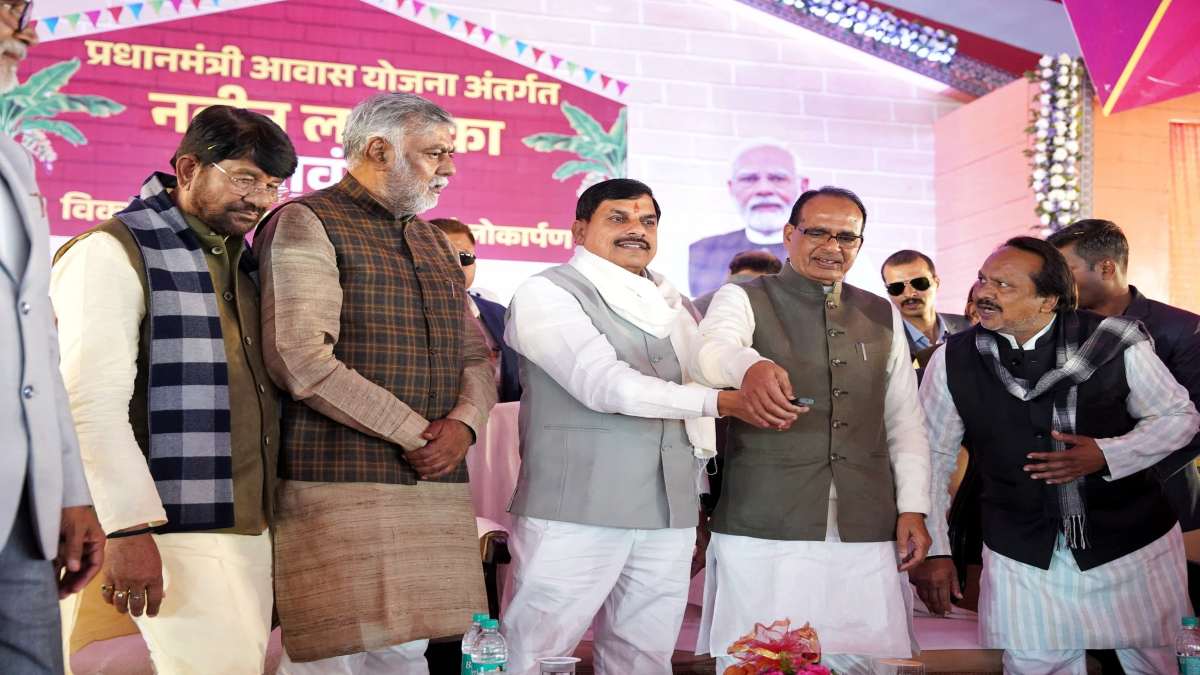 विदिशा पहुंचे CM डॉ. मोहन यादव: केंद्रीय मंत्री शिवराज सिंह की जमकर की तारीफ, 177 करोड़ के विकास कार्यों की दी सौगात