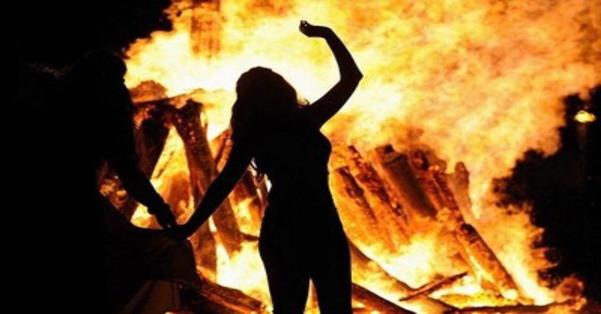 वो चीखती रही, दौड़ती रही… सिरफिरे आशिक ने स्कूल जा रही शिक्षिका को जिंदा जलाया, बचने के लिए खेत में भागी, लेकिन…