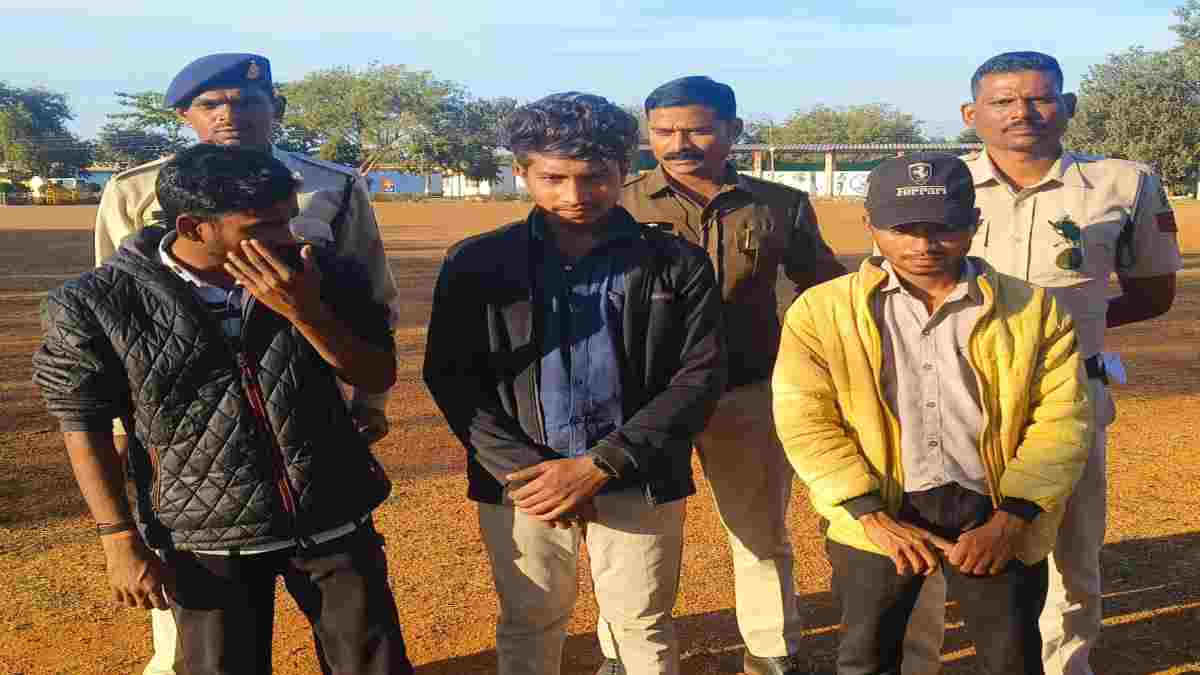 आरक्षक भर्ती परीक्षा में गड़बड़ी मामला : तीन कंप्यूटर ऑपरेटरों भेजा गया जेल, अब तक 14 लोगों की हो चुकी गिरफ्तारी
