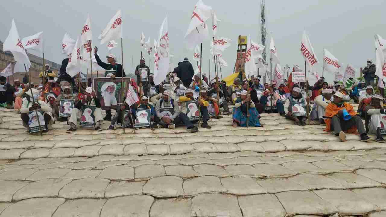 Maha Kumbh 2025: कहीं शाकाहार का गूंजा संदेश तो कहीं पूर्वोत्तर के संतों के शिविर का हुआ उद्घाटन, बाबा जय गुरुदेव के संगतप्रेमियों ने महाकुंभ क्षेत्र में निकाली शाकाहारी फेरी