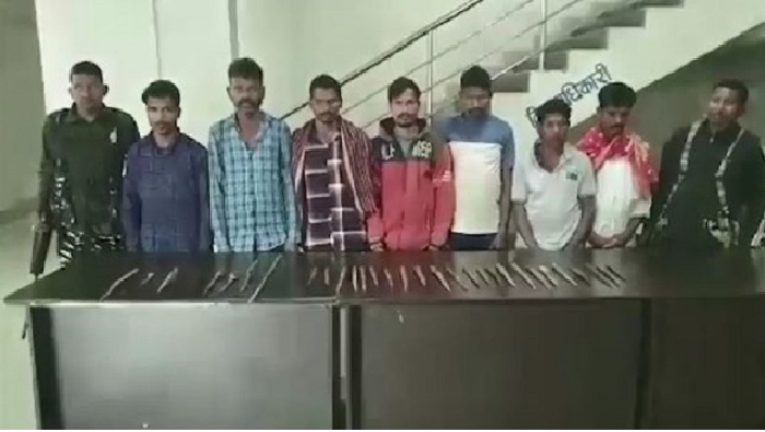 मलकानगिरी : कोबरा बटालियन और डीआरजी को मिली बड़ी सफलता… 14 कट्टर माओवादी गिरफ्तार, एक पर लाखों का इनाम घोषित