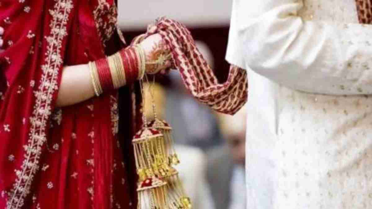 फेरे लेने से पहले दूल्हे ने की अजीब डिमांड: पूरी नहीं होने पर लौटा दी बारात, नाराज दुल्हन पहुंची थाने