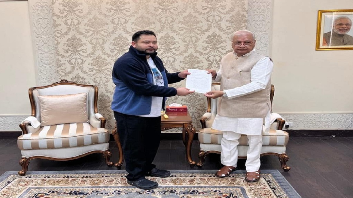 बिहार में फिर होगा खेला? अचानक राज्यपाल से मिलने पहुंचे तेजस्वी यादव, तेज हुई सियासी हलचल