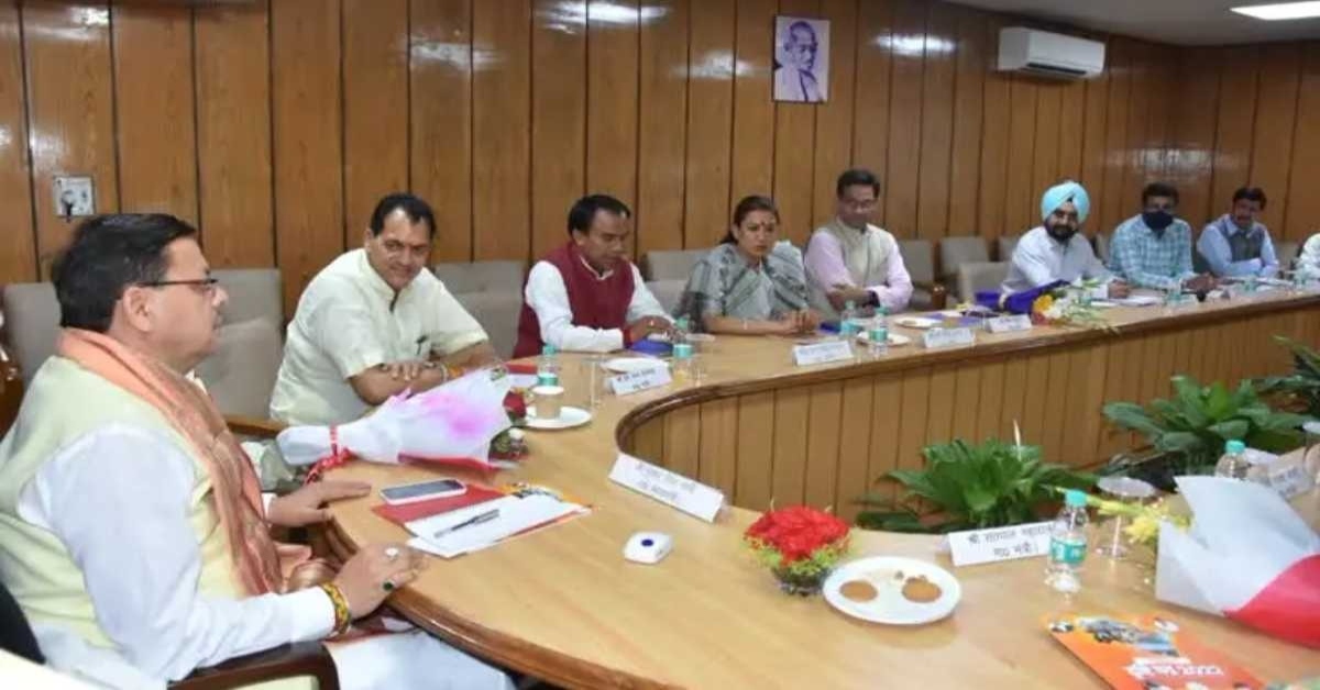 धामी कैबिनेट की बैठक खत्म : पूर्व विधायकों की पेंशन बढ़ी, राज्य सड़क सुरक्षा नीति समेत इन फैसलों पर लगी मुहर