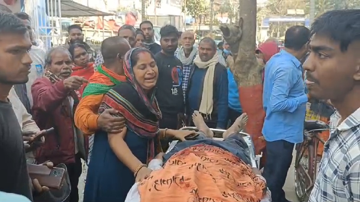 बेगूसराय: पत्नी को स्कूल छोड़कर घर वापस लौट रहे अधेड़ की गोली मारकर हत्या, मौत से परिजनों में मचा हड़कंप