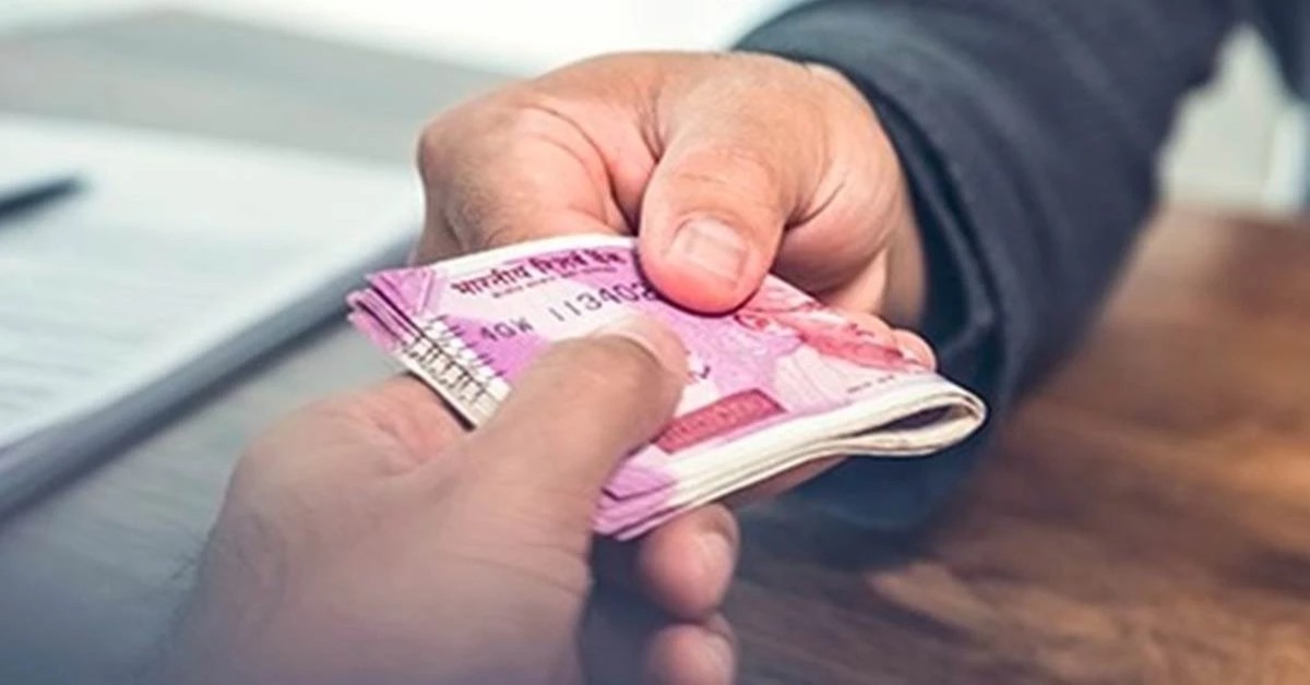 एंटी करप्शन टीम की बड़ी कार्रवाई, रिश्वत लेते पकड़ा गया बैंक मैनेजर, क्रेडिट कार्ड के नाम पर ले रहा था घूस