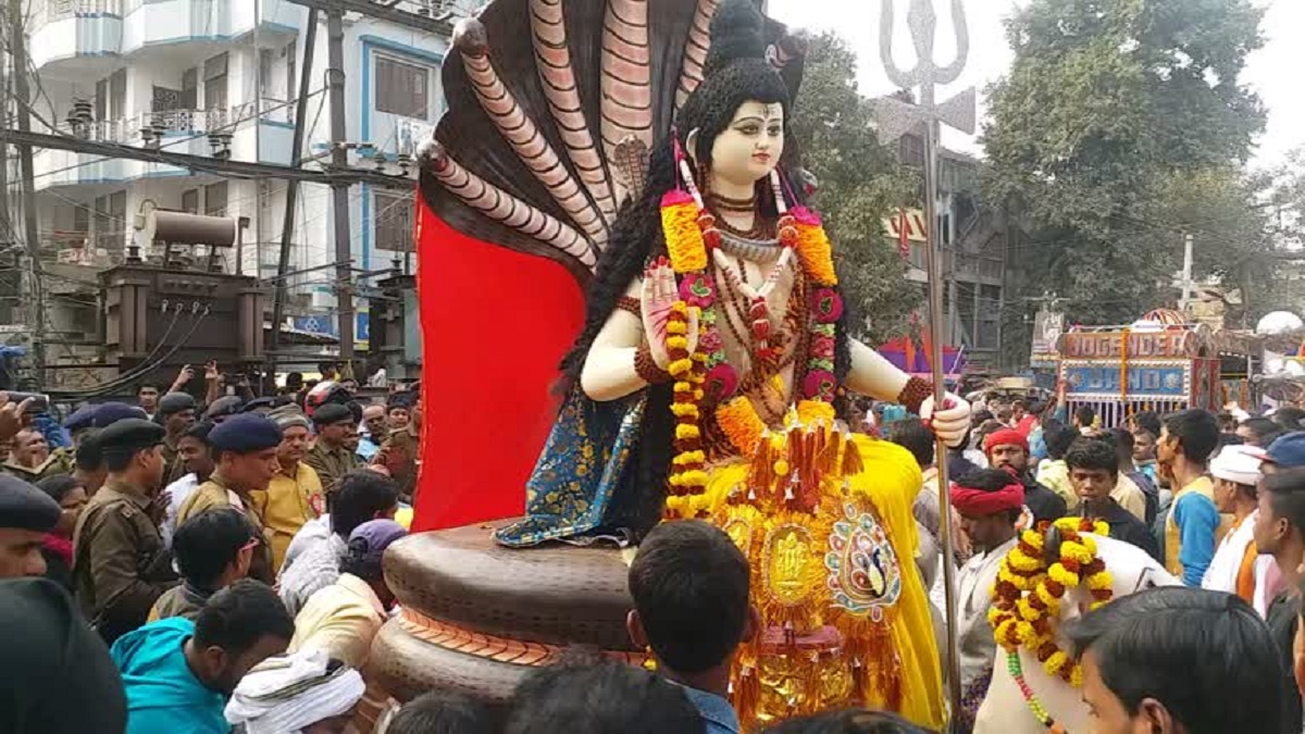 महाशिवरात्रि पर पटना में 32 जगहों पर निकलेगी शोभायात्रा, राज्यपाल और मुख्यमंत्री झांकियों की उतारेंगे आरती