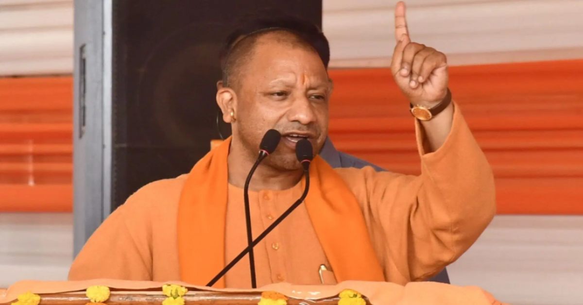 गोरखनाथ मंदिर में जनता दर्शन कार्यक्रम : सीएम योगी आदित्यनाथ ने सुनी फरियाद, तत्काल समाधान के लिए दिए निर्देश