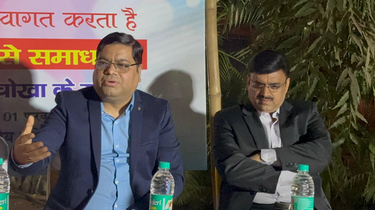 ‘…तो लोग आपको पढ़ेंगे और देखेंगे’, पटना में आयोजित ‘संवाद से समाधान’ कार्यक्रम में IPRD के संयुक्त निदेशक ने सिखाए वेब पत्रकारिता के गुर