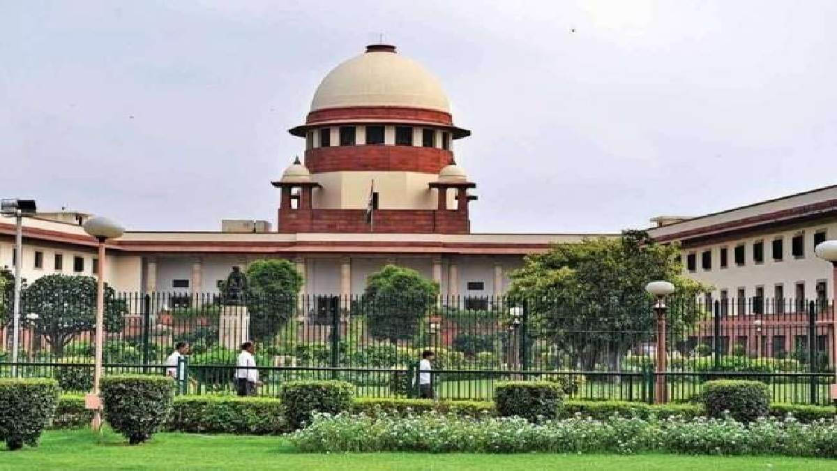 हाईकोर्ट ने महिला को कहा रखैल तो सुप्रीम कोर्ट ने लगाई फटकार, फैसले में लिखे थे कई आपत्तिजनक शब्द