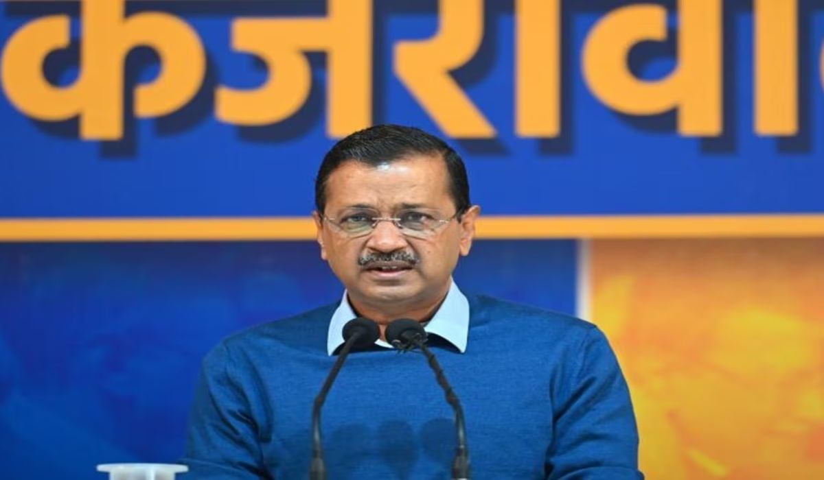 ‘BJP के गुंडे हम पर करा रहे हमला’, अरविंद केजरीवाल  का भाजपा पर सनसनीखेज आरोप, कहा- हमारी गाड़ी तोड़ी और प्रचार सामग्री छीन ले गए