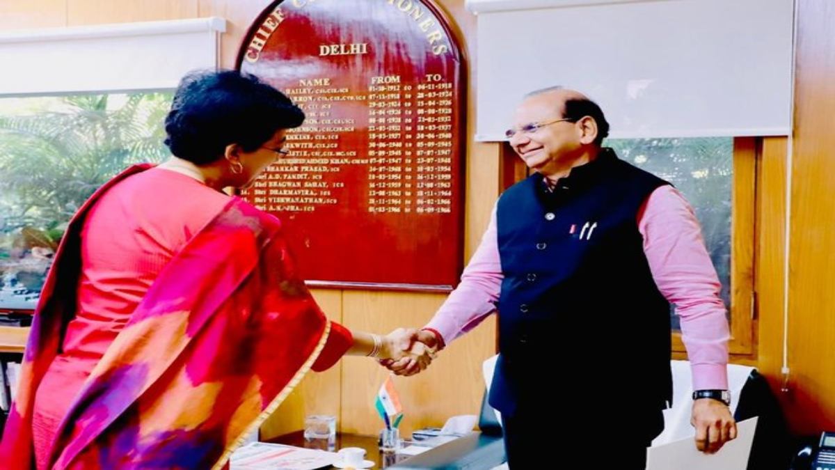 ‘AAP-को यमुना मैया का लगा श्राप’, LG वीके सक्सेना का तंज, इस्तीफा देने पहुंचीं आतिशी से कही यह बात