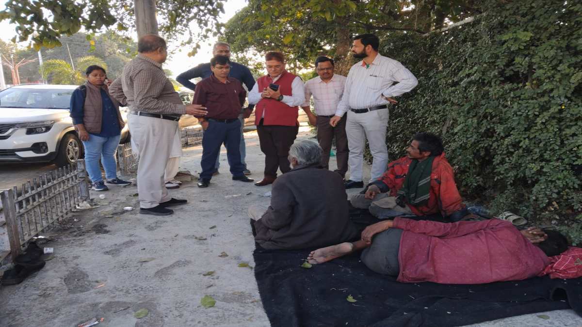 भोपाल में भीख लेने और देने वालों पर FIR: कलेक्टर के आदेश के बाद पहला मामला, पकड़ने गई पुलिस टीम को भिखारियों की गैंग ने घेरा