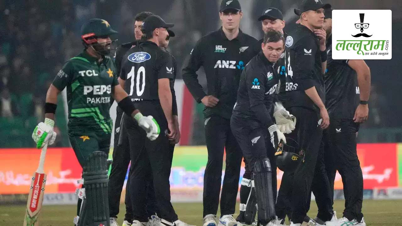 Champions Trophy 2025 PAK vs NZ: कराची में पाकिस्तान की किरकिरी, न्यूजीलैंड ने पहले ही मैच में 60 रन से हराया, रुर्के-सैंटनर ने झटके तीन-तीन विकेट