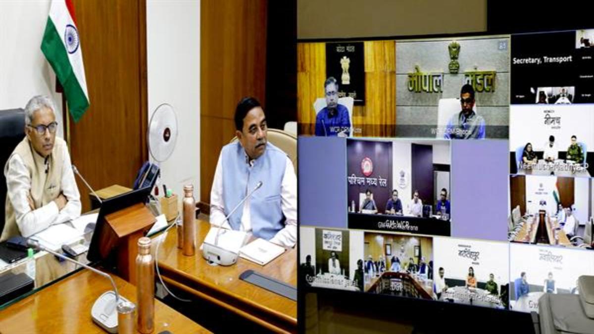 महाकुंभ के बाद महाशिवरात्रि की तैयारी में जुटी MP सरकार: मुख्य सचिव ने की बैठक, अधिकारियों को दिए ये निर्देश