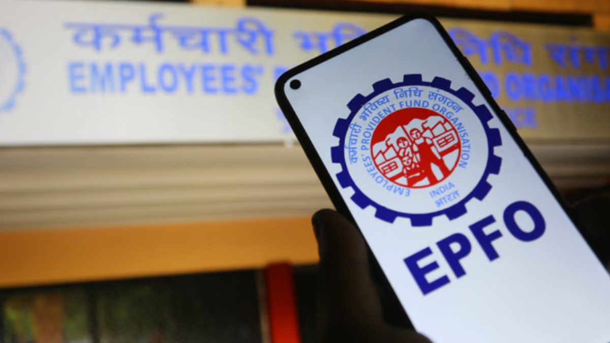EPFO : नौकरीपेशा लोगों को बड़ी राहत, पीएफ पर ब्याज दर 8.25% बरकरार रखने का फैसला 