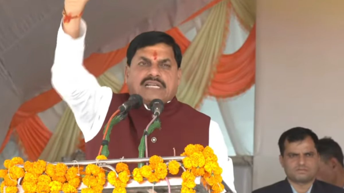 CM डॉ. मोहन ने लोधा क्षत्रिय समाज के सामाजिक भवन का किया भूमिपूजन, 25 लाख देने की घोषणा, कांग्रेस पर जमकर बरसे