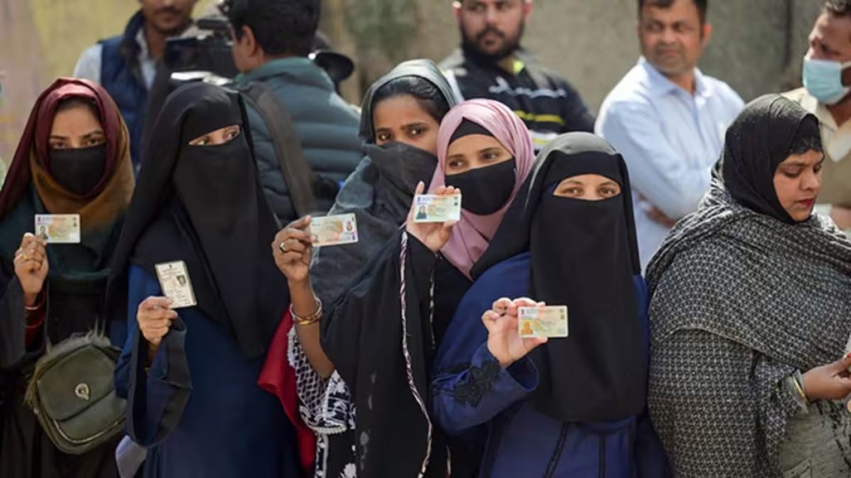 Muslim Voters: बीजेपी के साथ दिल्ली के मुसलमान? जानें मुस्लिम बहुल वाले 11 सीटों का हाल