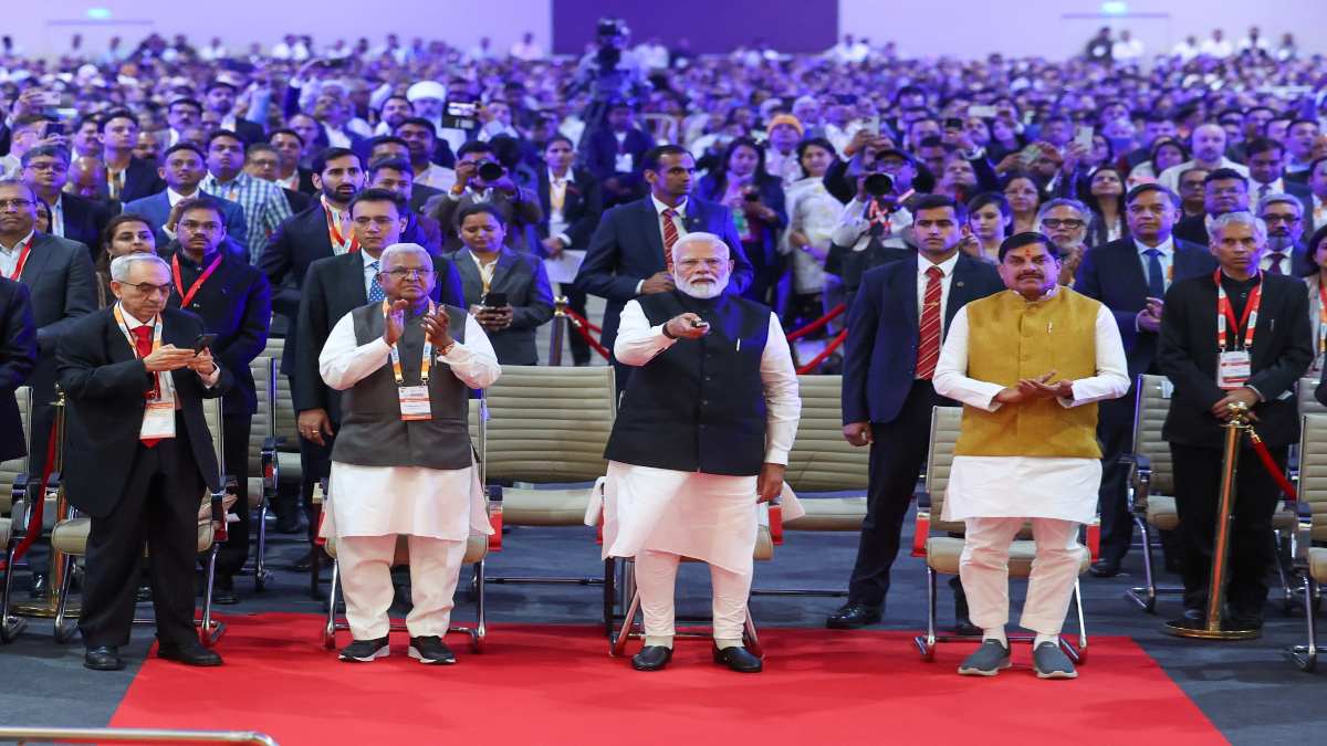 Global Investors Summit: PM मोदी ने निवेशकों को दिया ‘ट्रिपल T’ का मंत्र, कहा- मध्य प्रदेश में इन्वेस्टमेंट का यही सही समय है…