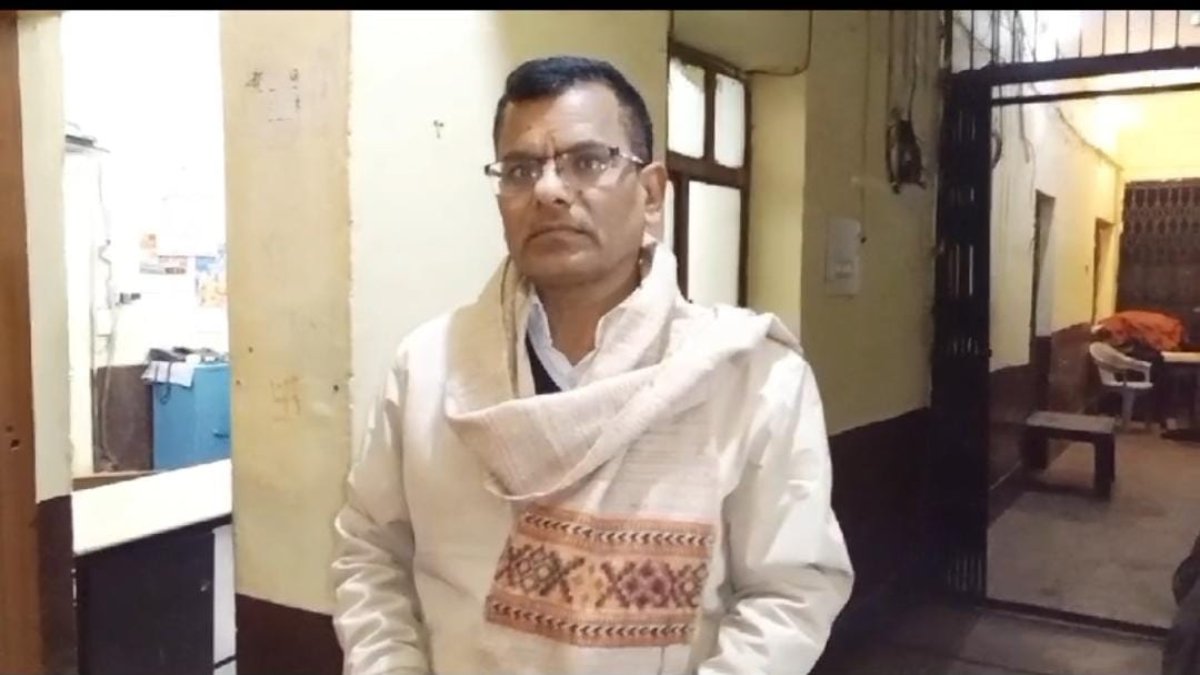 पोहा कारोबारी से 1.65 लाख रुपए की लूट: बाइक सवार बदमाशों ने वारदात को दिया अंजाम, स्कूटी सहित ले उड़े रकम