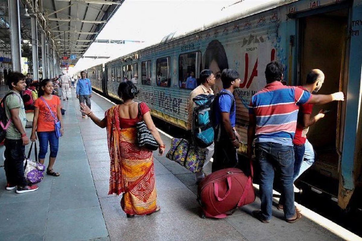 अब प्लेटफार्म नंबर दिल्ली से नहीं पंजाब से होगी अपडेट, नहीं छुटेगी यात्रियों की ट्रेन