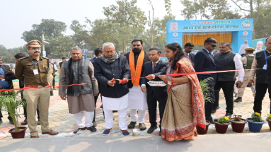 Bihar News: भागलपुर में मुख्यमंत्री नीतीश कुमार ने करोड़ों रुपये की लागत से विभिन्न योजनाओं का किया उद्घाटन व शिलान्यास