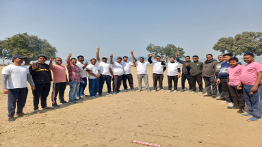 Bihar News: अधिवक्ता क्रिकेट टूर्नामेंट में आखिरी गेंद पर बदला खेल, लीगल 11 ने यूथ एडवोकेट को 1 रन से हराया