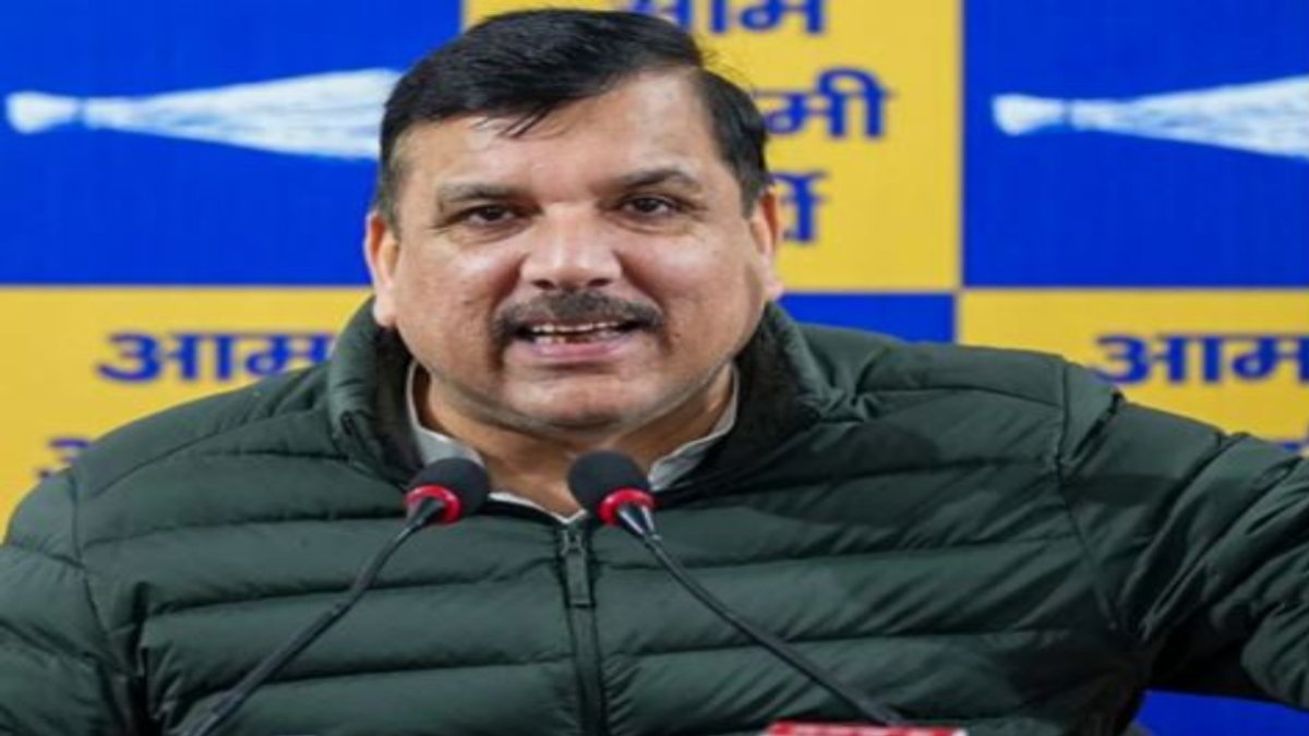 ‘AAP प्रत्याशियों को 15-15 करोड़ का ऑफर’, सांसद संजय सिंह का बड़ा आरोप, कहा- BJP ने दिल्ली में शुरू किया ऑपरेशन लोटस