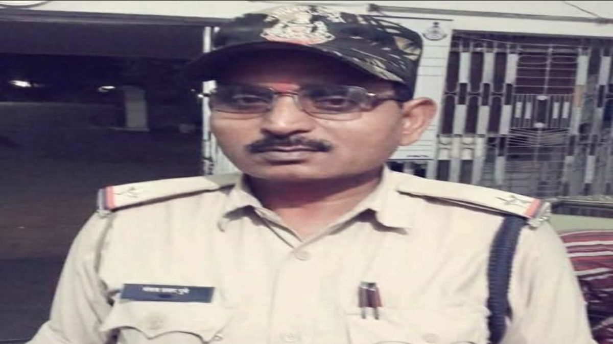 अजब MP की गजब पुलिसः CM helpline की शिकायत वापस नहीं लेने पर आदिवासी महिला को फर्जी मामले में फंसाने की दी धमकी, ऑडियो वायरल