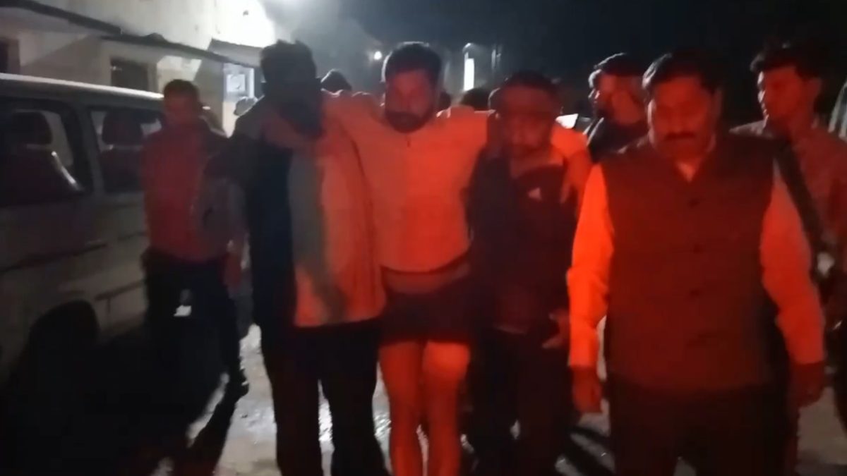 शराब नहीं देने पर सेल्समैन के पिता को मारी गोलीः जेल से छूटने के बाद घर में घुसकर वारदात को दिया अंजाम