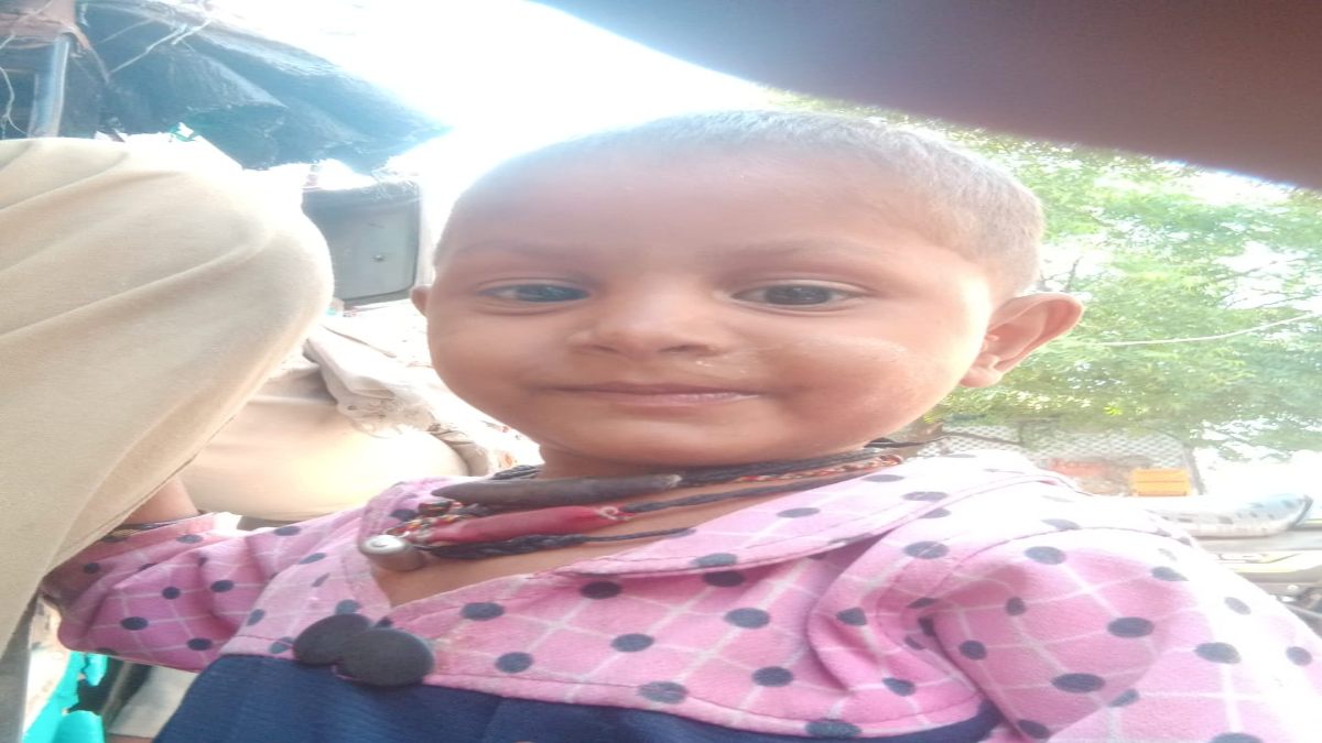 फूड पॉइजनिंग से मासूम बच्ची की मौतः परिवार के छह लोग बीमार, काली चाय पीने के बाद बिगड़ी तबीयत