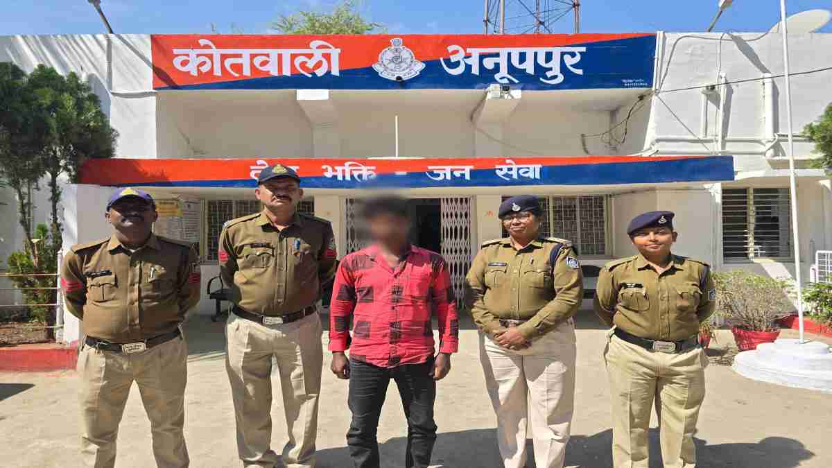 2 बच्चों के पिता को बस में हुआ प्यार: युवती से दोस्ती कर 5 महीने तक बनाए अवैध संबंध, फिर…