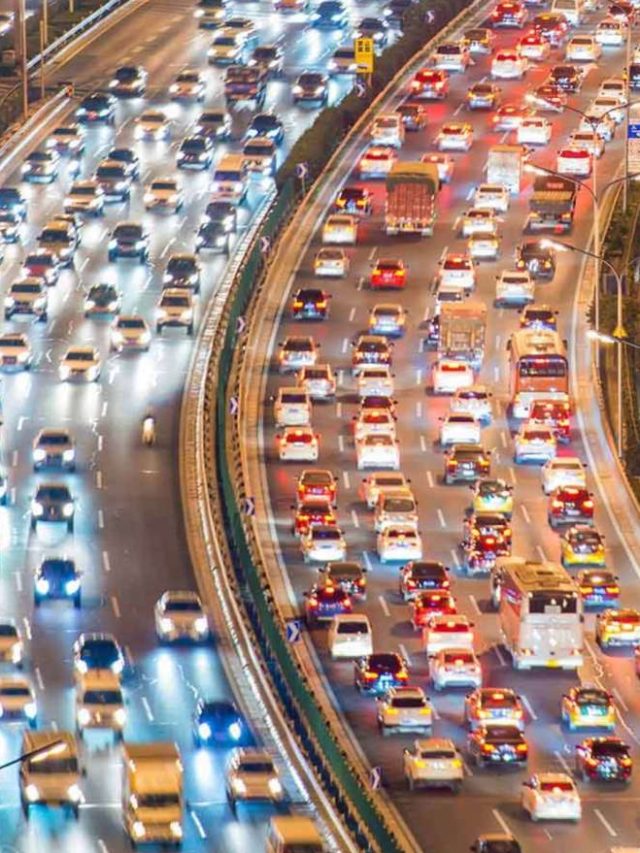 प्रयागराज में लगा 300 किमी वाला दुनिया का सबसे लंबा जाम?