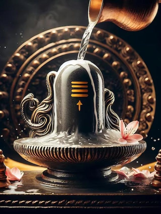 महाकुंभ के बीच पड़ रहा है प्रदोष व्रत,  सुख-समृद्धि के लिए करें ये काम