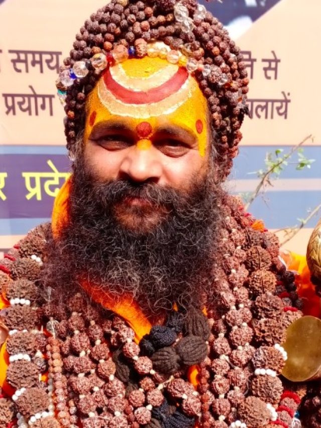 13 साल तक मौन, 10 फीट गहरे गड्ढे में तप और 12 दिव्य ज्योतिर्लिंग…