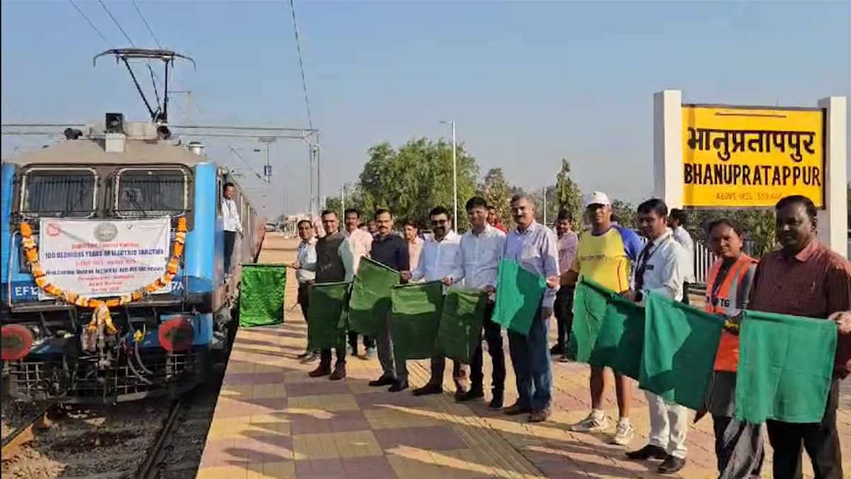 भानुप्रतापपुर-अंतागढ़ के बीच शुरू हुई इलेक्ट्रिक रेल सेवा, रेलवे की 100वीं वर्षगांठ पर SECR की उपलब्धि