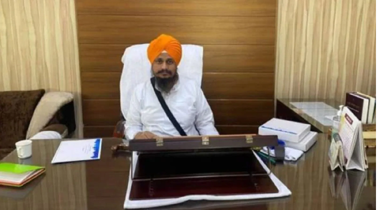 जत्थेदार ज्ञानी हरप्रीत सिंह की सेवाएं समाप्त, अंतरिम समिति की बैठक में निर्णय