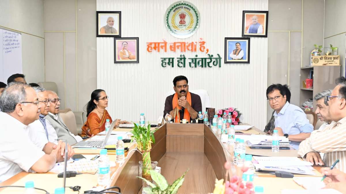छत्तीसगढ़ में बनेगी Science City: डिप्टी सीएम शर्मा ने की अध्यक्षता में हुई उच्च स्तरीय बैठक, CM साय ने कहा-वैज्ञानिक शोध और नवाचार का बनेगा हब