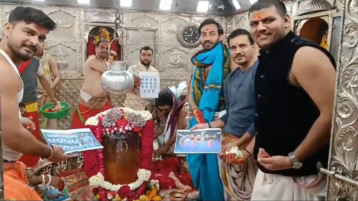 चैंपियंस ट्रॉफी: भारतीय टीम की जीत को लेकर बाबा महाकाल व सिद्धिविनायक मंदिर में की पूजा अर्चना