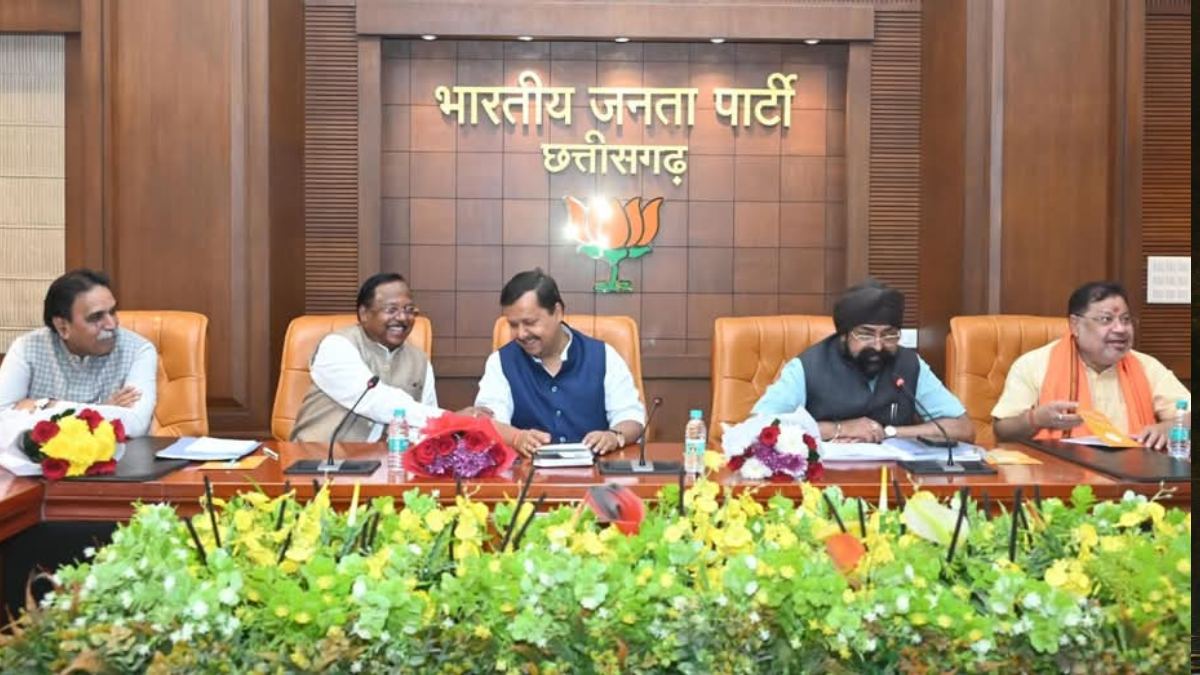 नगरीय निकाय और पंचायत चुनाव को लेकर भाजपा की महत्वपूर्ण बैठक, प्रभारी नितिन नबीन बोले- कांग्रेस को आरोप पत्र जारी करने का नैतिक अधिकार नहीं