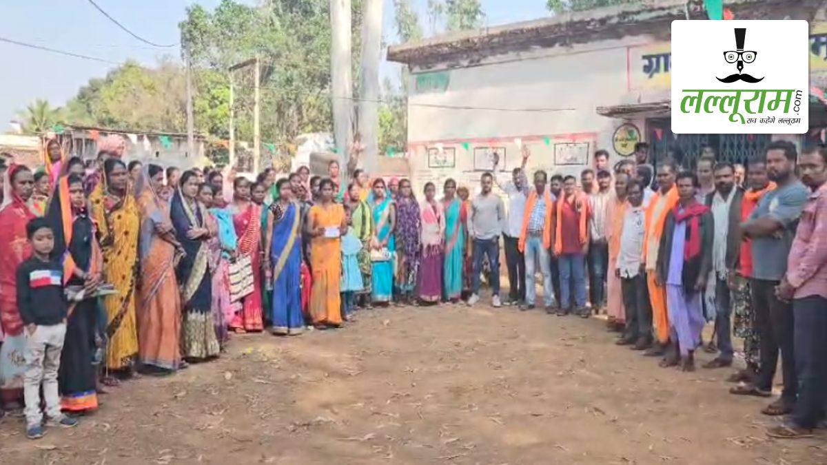 त्रि-स्तरीय पंचायत चुनाव 2025: बस्तर के इस गांव में वोटिंग से पहले ही हो गया फैसला, सरपंच समेत पूरा पैनल निर्विरोध निर्वाचित