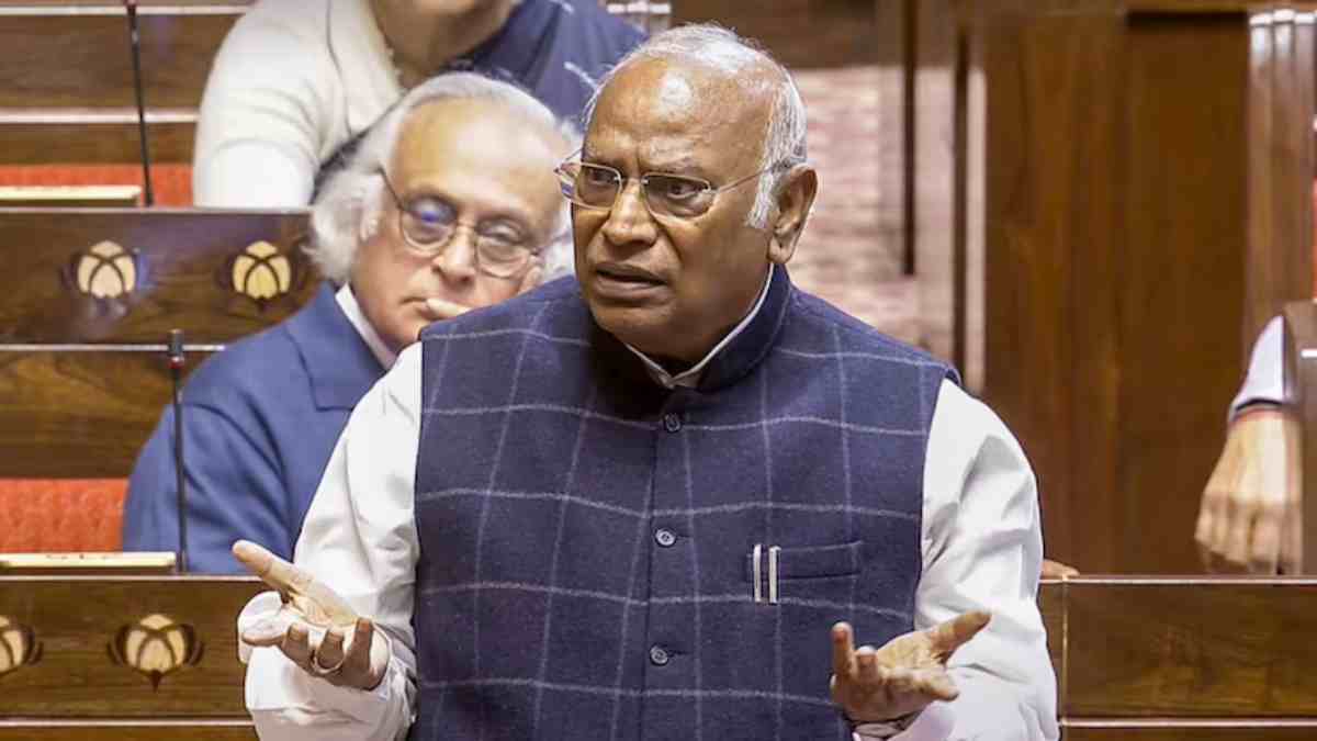 ‘चुप बैठ…’, राज्यसभा में पूर्व PM के बेटे पर भड़के खड़गे, कहा- तेरे बाप का भी…